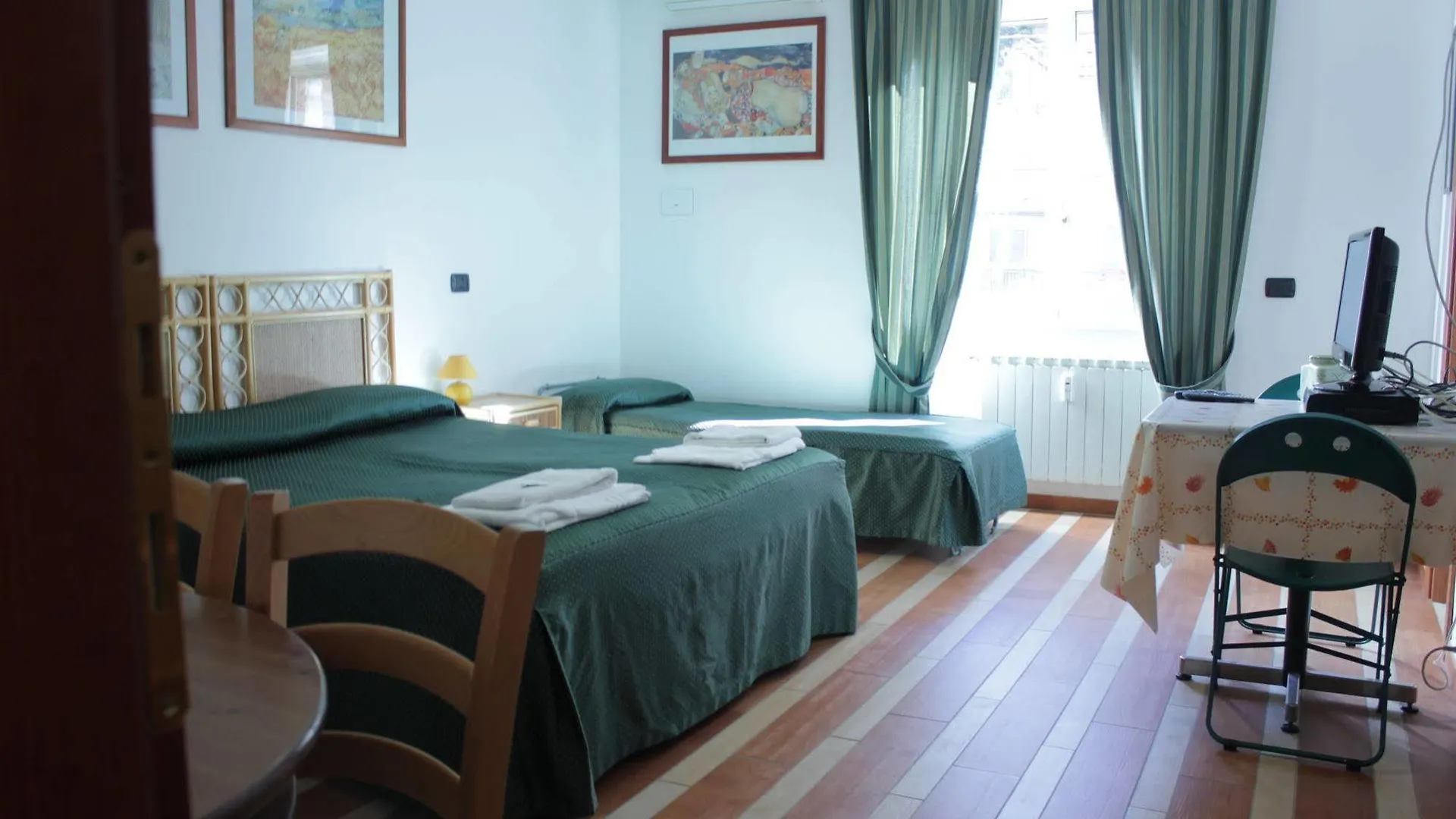 Tourist House Roma Aparthotel Italy